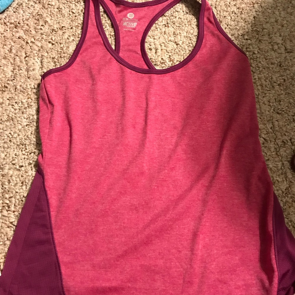 Pink workout tanktop